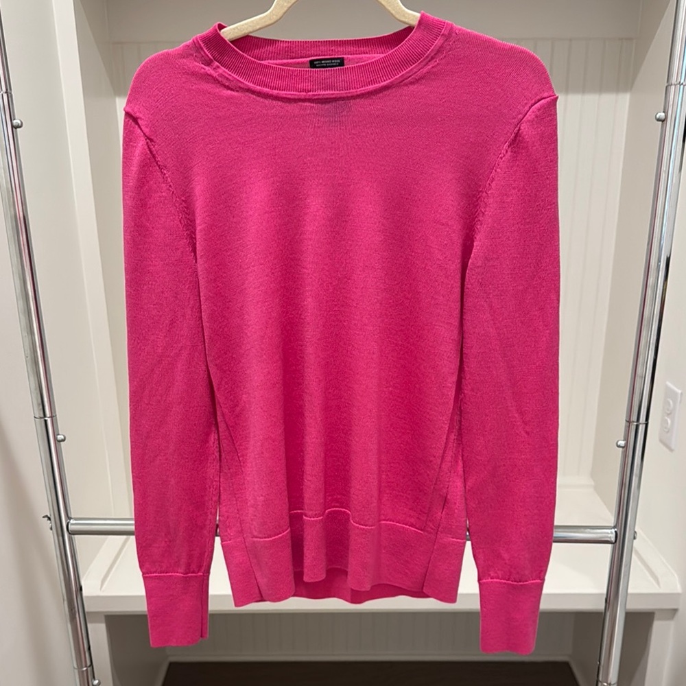 GAP Pink Crew Neck Sweater Classic Style